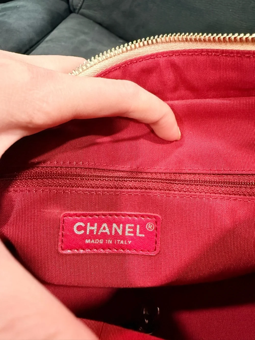 CHANEL gabrielle hobo  Two-Tone Quilted Leather Shoulder Bag in Beige and Black - Picture 10 of 11